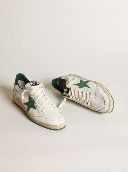 Ball Star in nappa bianca con stella e talloncino in pelle laminata verde